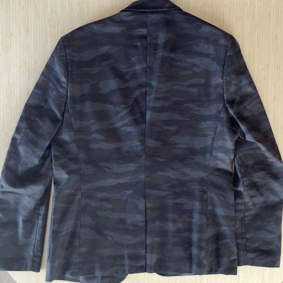 Camo Forever 21 Blazer - Picture 5 of 7